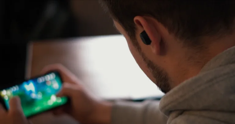 Беспроводные игровые наушники для смартфона: тренды и особенности рынка